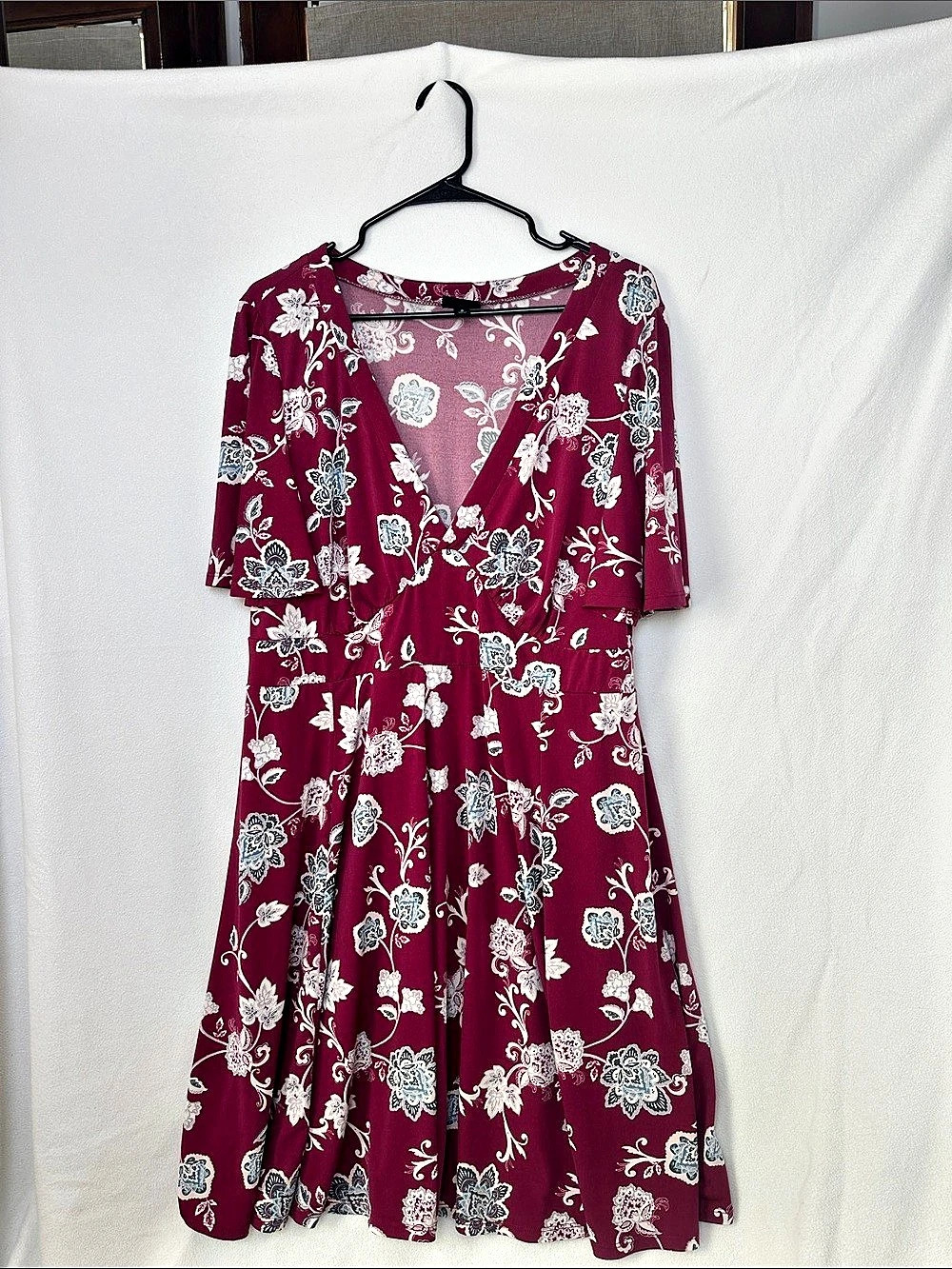Torrid Floral Wrap Midi Dress Burgundy Size 2 Like New